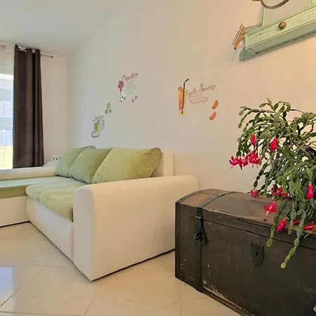 Zlatna Apartman Umag