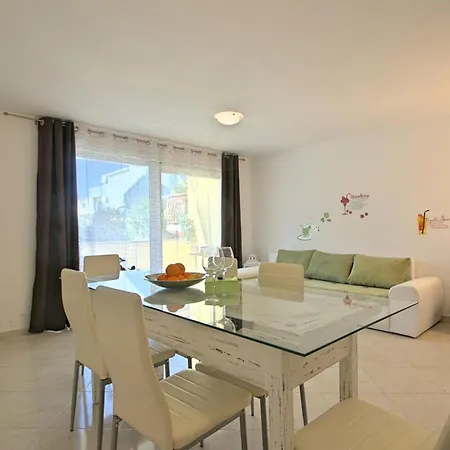 Apartment Zlatna
