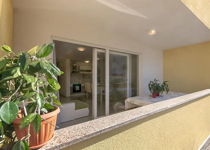 Appartement Zlatna *